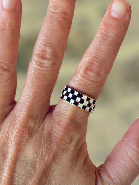 MC Black & White Check Ring
